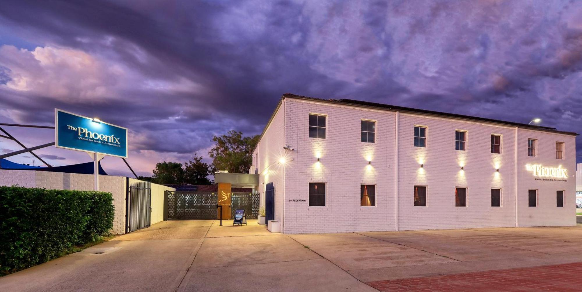 The Phoenix Artesian Spa Resort And Accommodation Moree Exterior foto